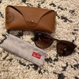 Ray Ban Brown Tortoise Erika Classic Sunglasses